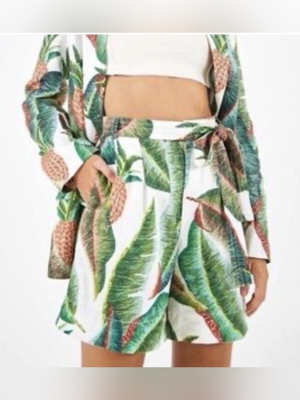 Anthropologie FARM Rio Forest Palm Linen Shorts Size XL